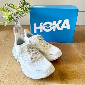 HOKA Women White Sneakers Clifton 8 size 6.5